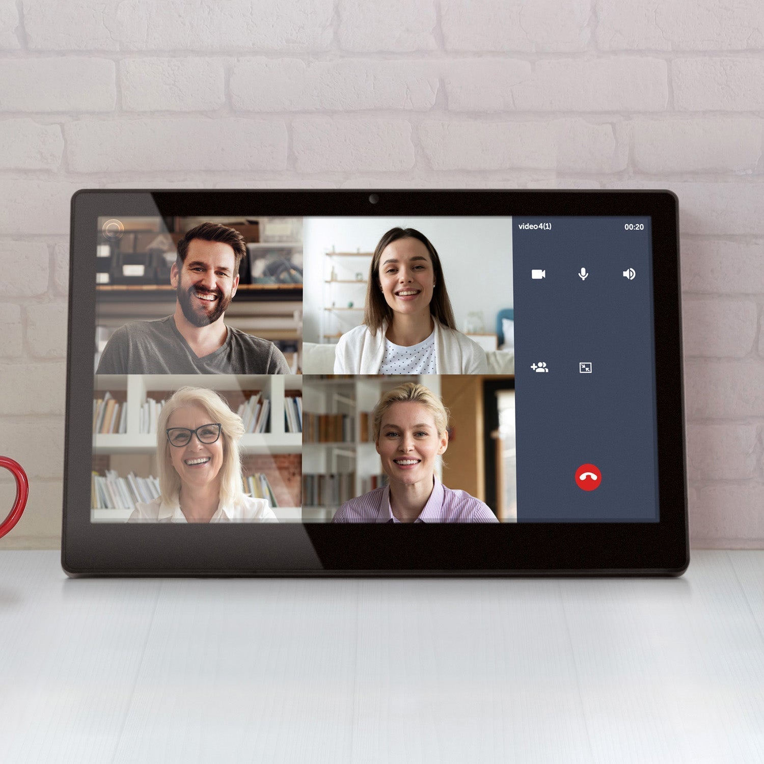 Upgrade Your Memories with the Aluratek 11.6", WiFi Digital Photo Frame