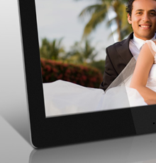 Aluratek Digital Photo Frame Sitting On Counter Top