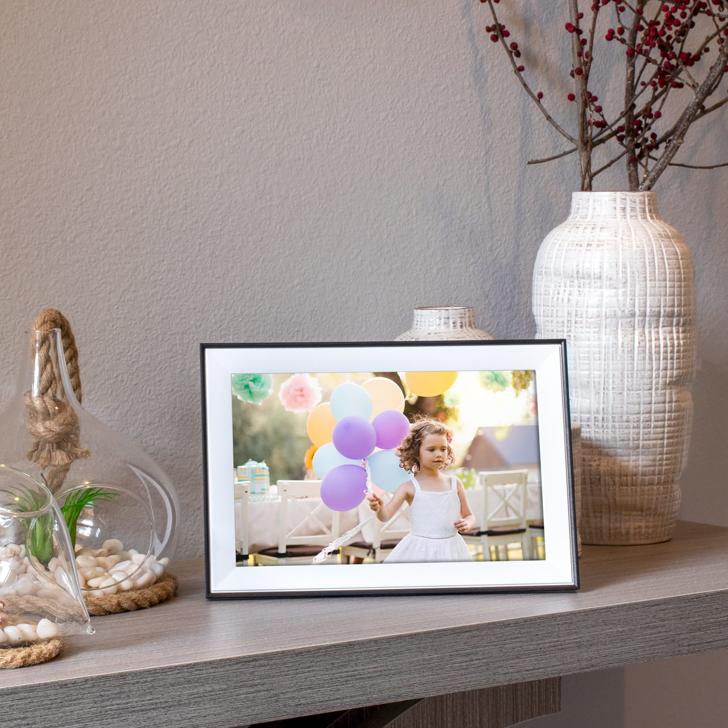 10.1" WiFi Digital Photo Frame with Touchscreen IPS LCD Display and 16GB Built-in Memory