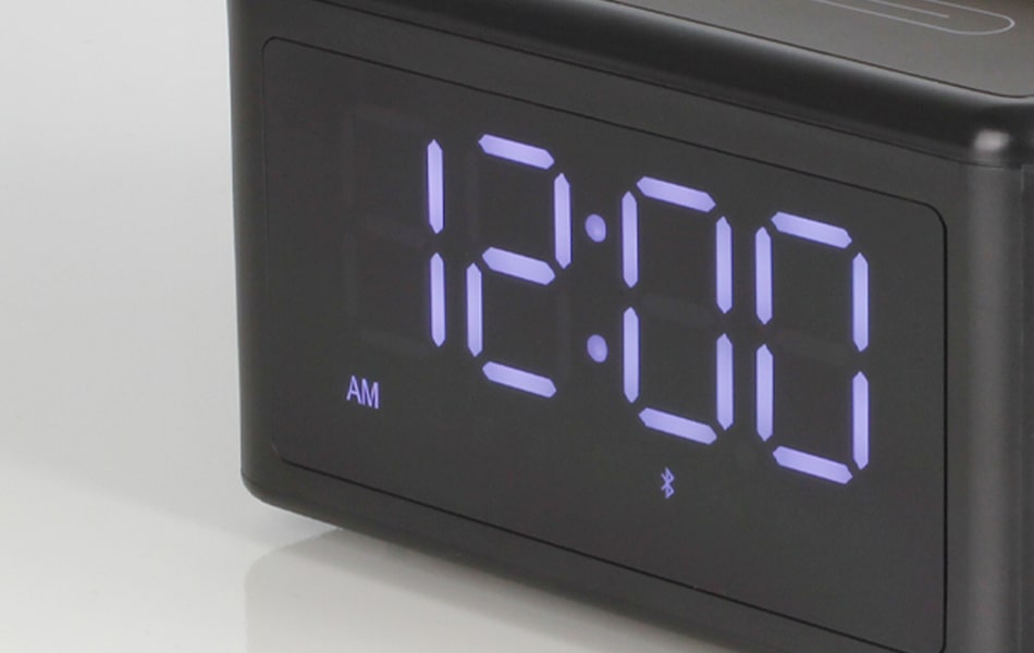 Aluratek Wireless Charging FM Clock Radio with Bluetooth Streaming alarm clock radio
