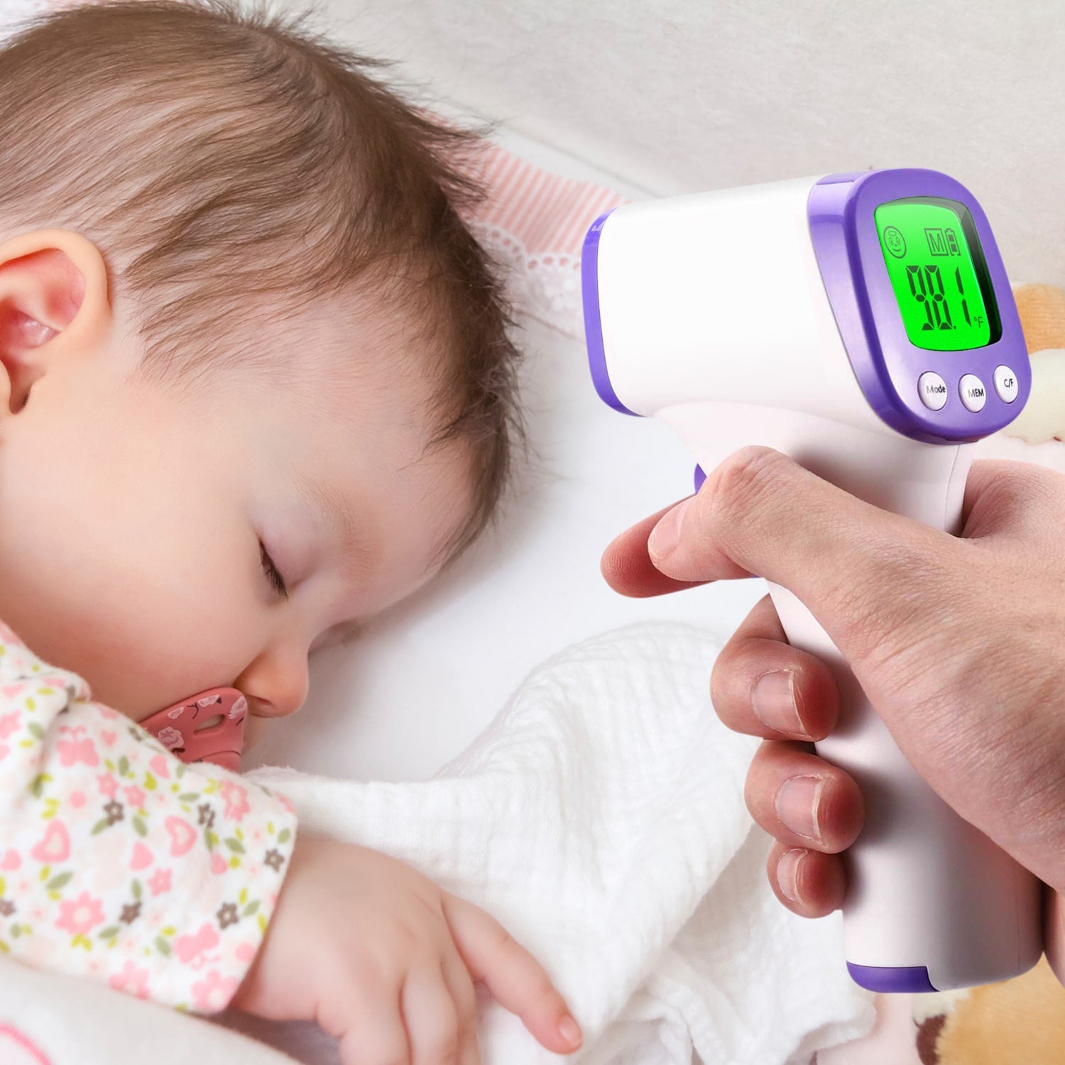 Aluratek non-Contact Digital Infrared Forehead Thermometer Scale