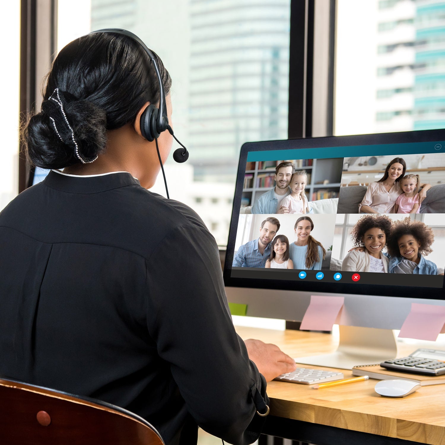 Aluratek Wired USB Stereo Headset Noise Reducing Mic Lifestyle Video Conference