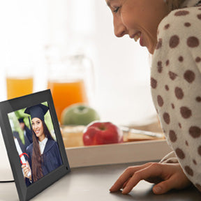 How to Email Photos To Digital Picture Frames