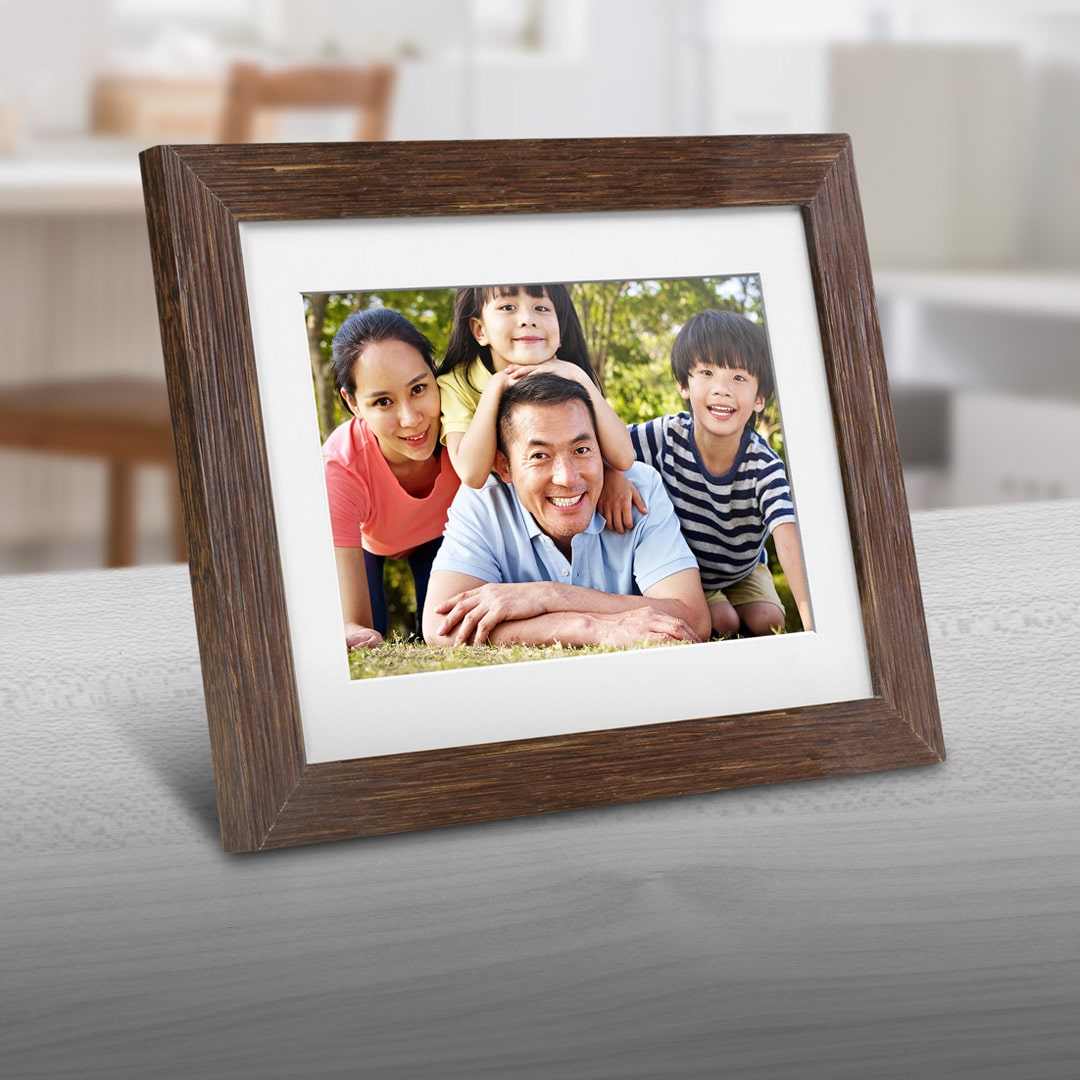 Distressed Wood Digital Photo Frames