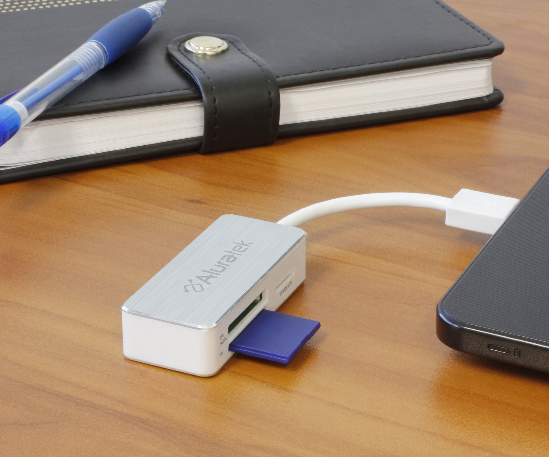 USB Card Readers & Hubs | Aluratek