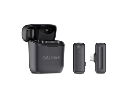 Wireless USB-C Vlogging Lapel Microphone with Charging Case