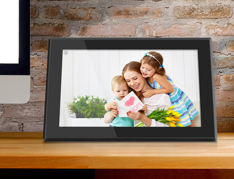 WiFi Digital Photo Frame with Touchscreen IPS LCD Display and 16GB Bui