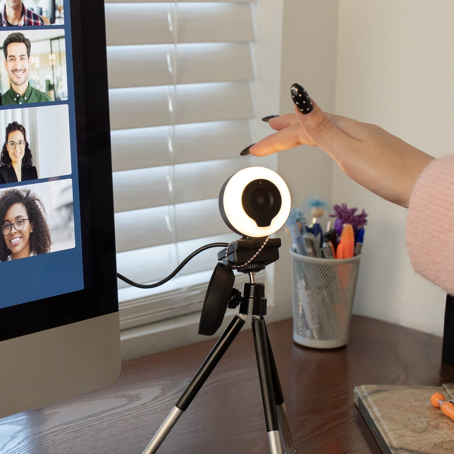 LIVE 2K HD Ring Light Webcam with Tripod