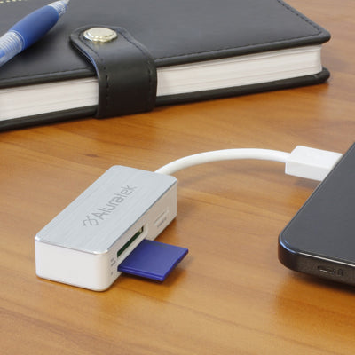 Aluratek Media Card Reader viewer Lifestyle