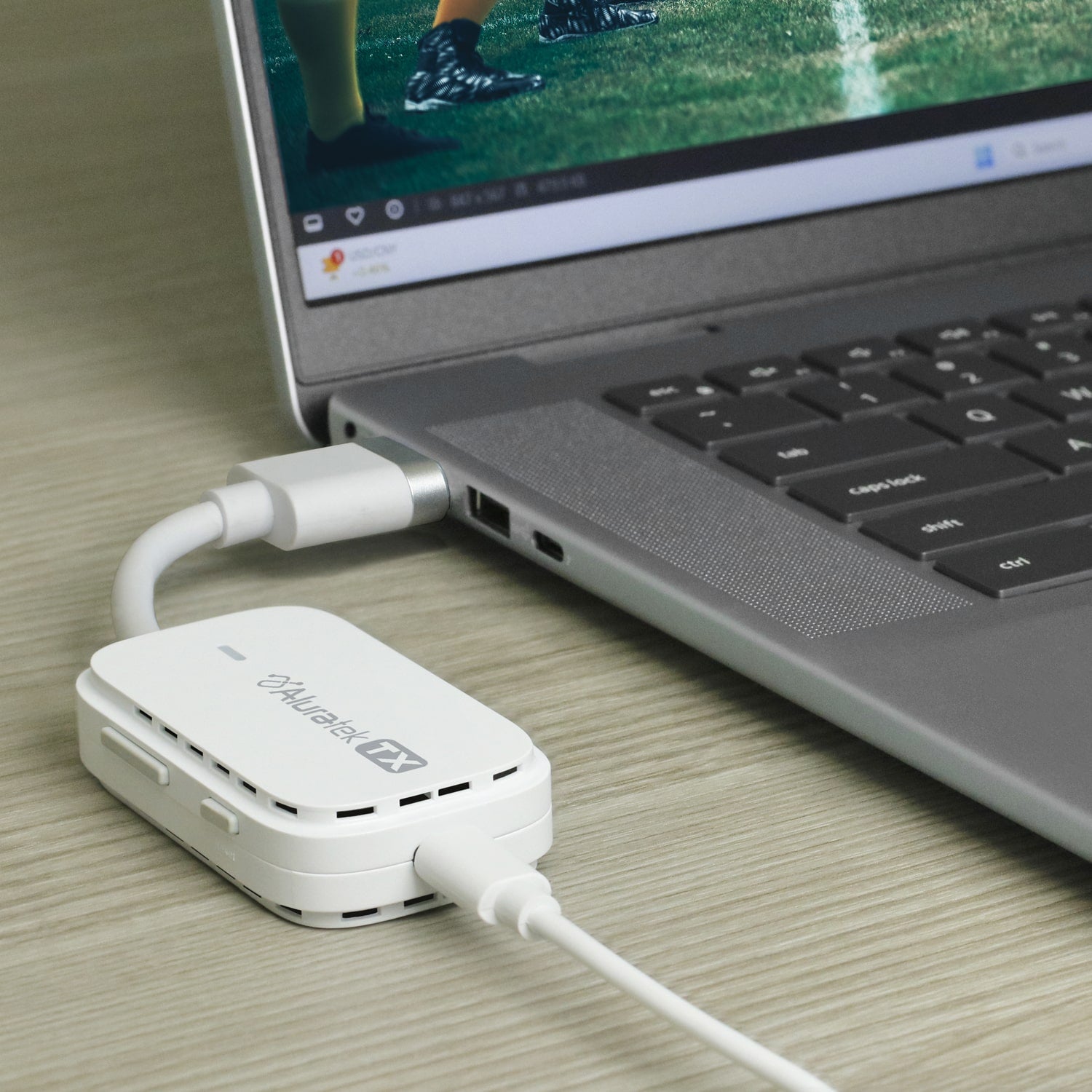 Aluratek Streamcast Pro Wireless HDMI Streaming Kit Lifestyle Laptop
