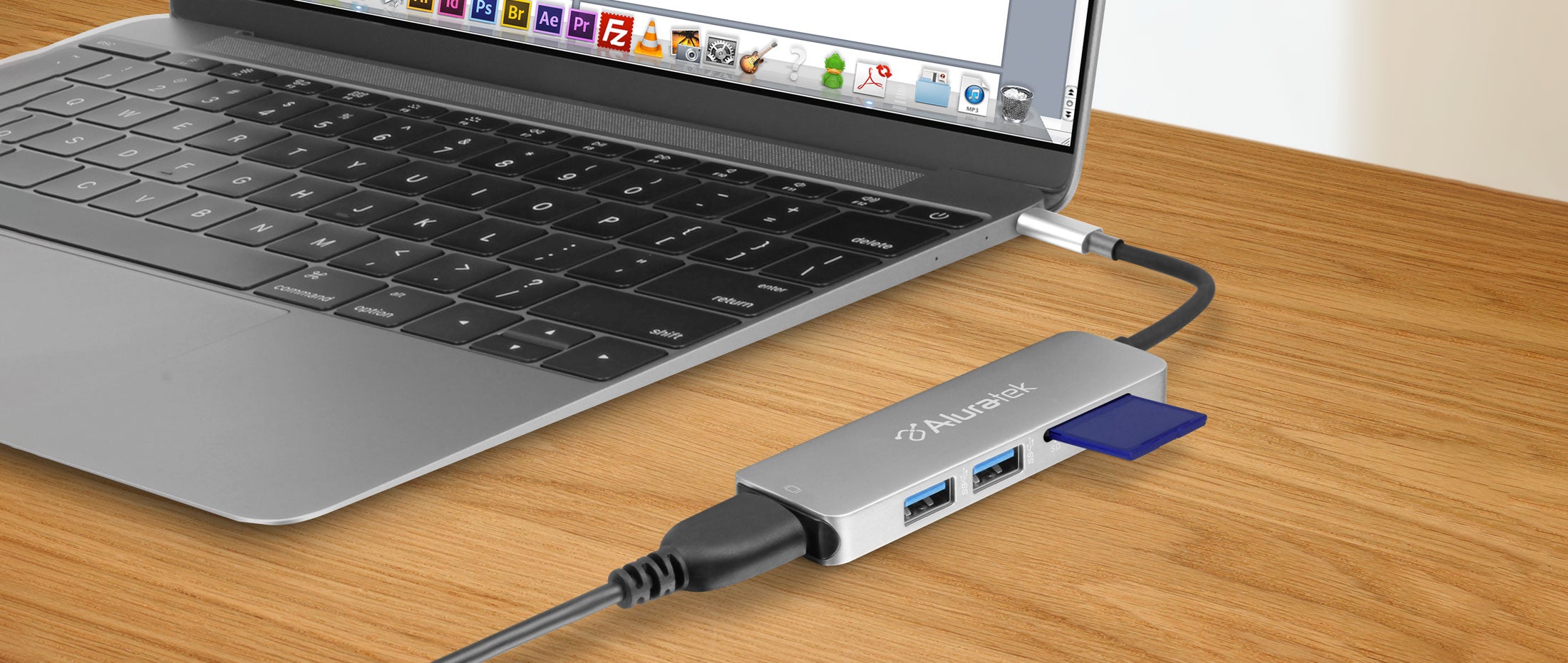Aluratek USB Microphone lifestyle ITO