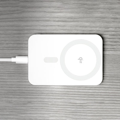 Aluratek Wireless Qi2 MagSafe Compatible Power Bank Charging