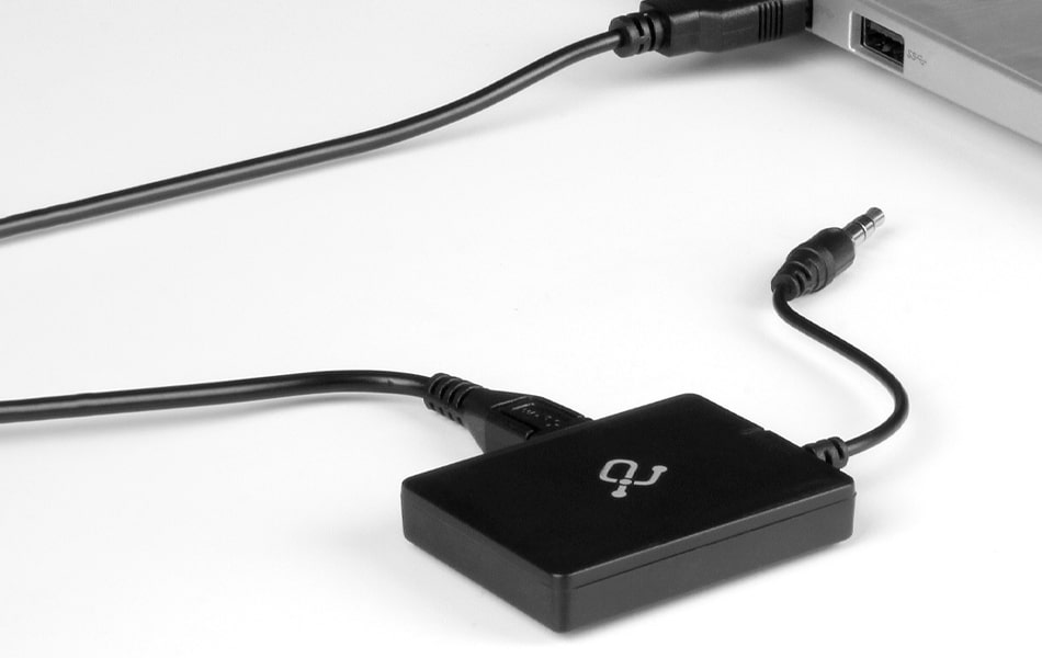 Aluratek iStream Bluetooth Audio Receiver with Attached Cable stream Audio for Hours