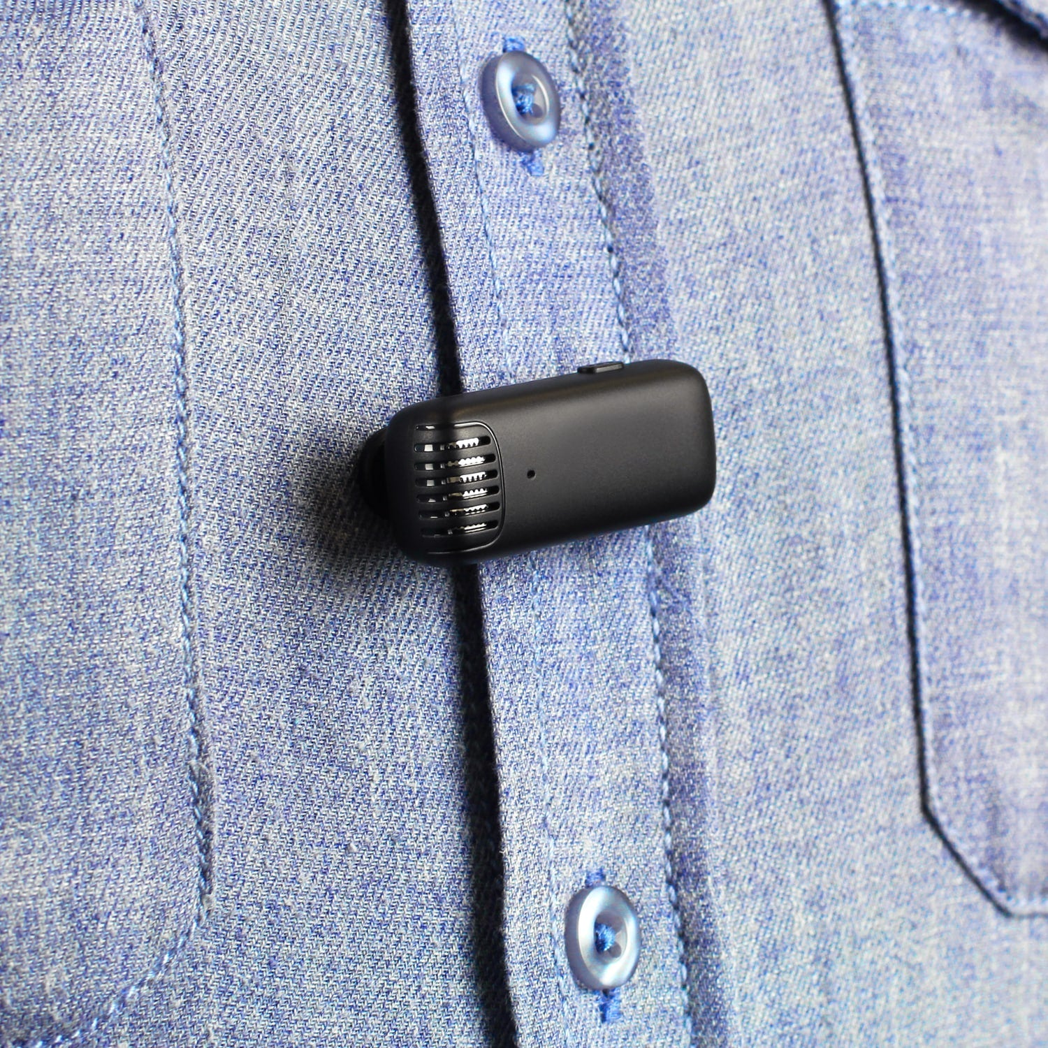 Wireless USB-C Vlogging Lapel Microphone with Charging Case