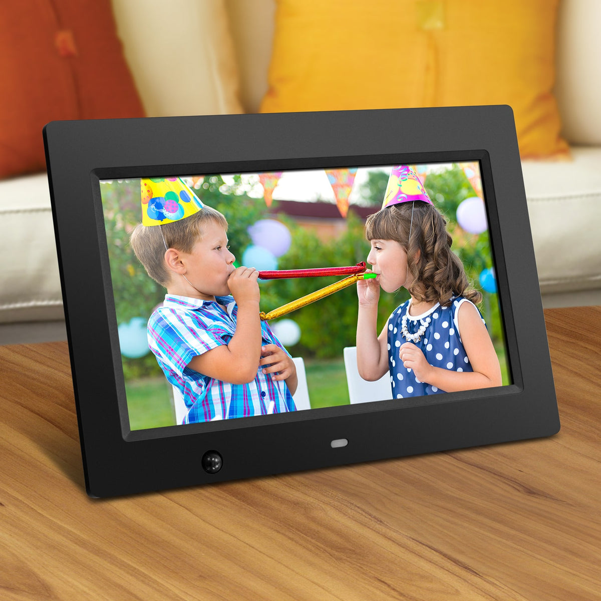 Motion Sensor, 4GB | 10 Inch Digital Photo Frame – Aluratek