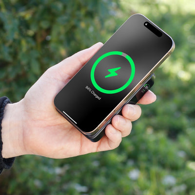 aluratek 10K wireless power bank qi2 magsafe iwatch handheld