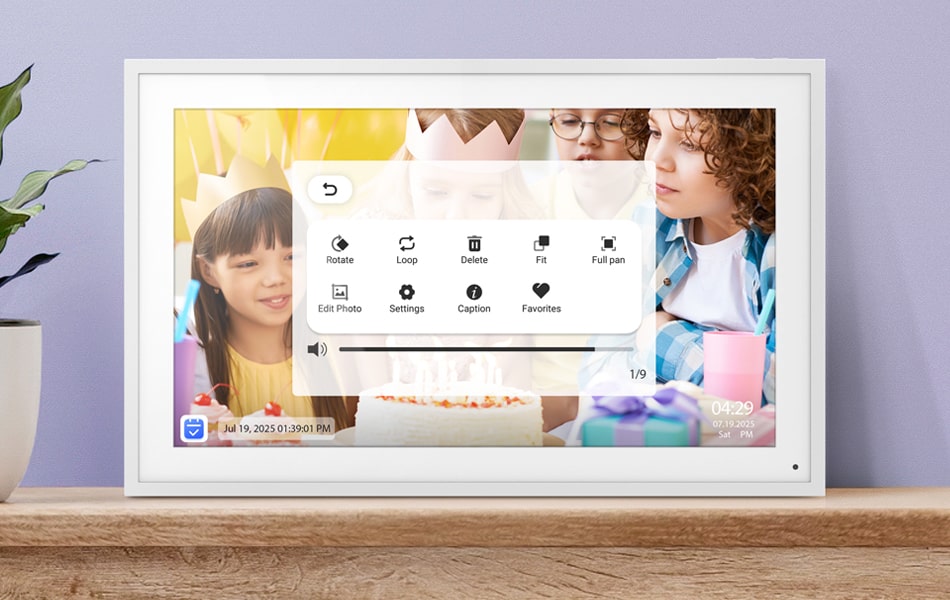 aluratek 15-inch smart wifi touchscreen digital calendar photo frame 32gb auto-rotation