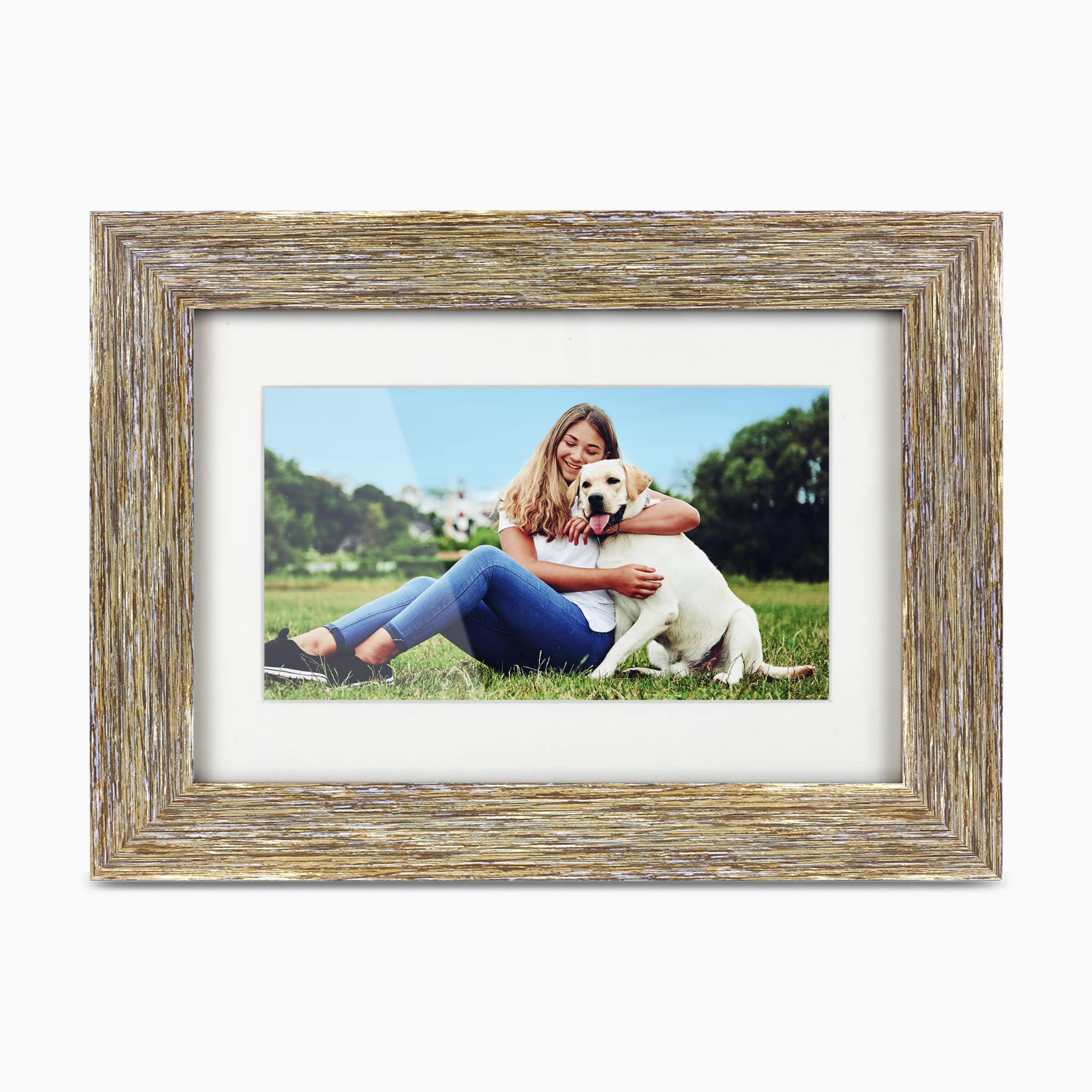 7" Distressed Wood Digital Photo Frame with Automatic Slideshow