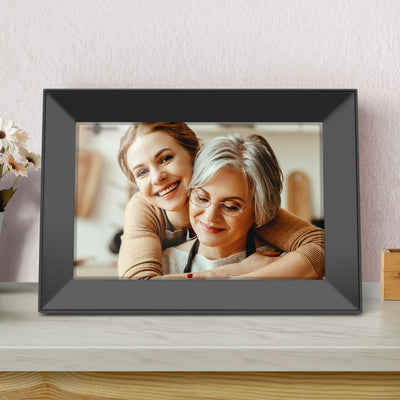 aluratek 8-inch touchscreen wifi digital photo frame auto-rotation 16gb lifestyle