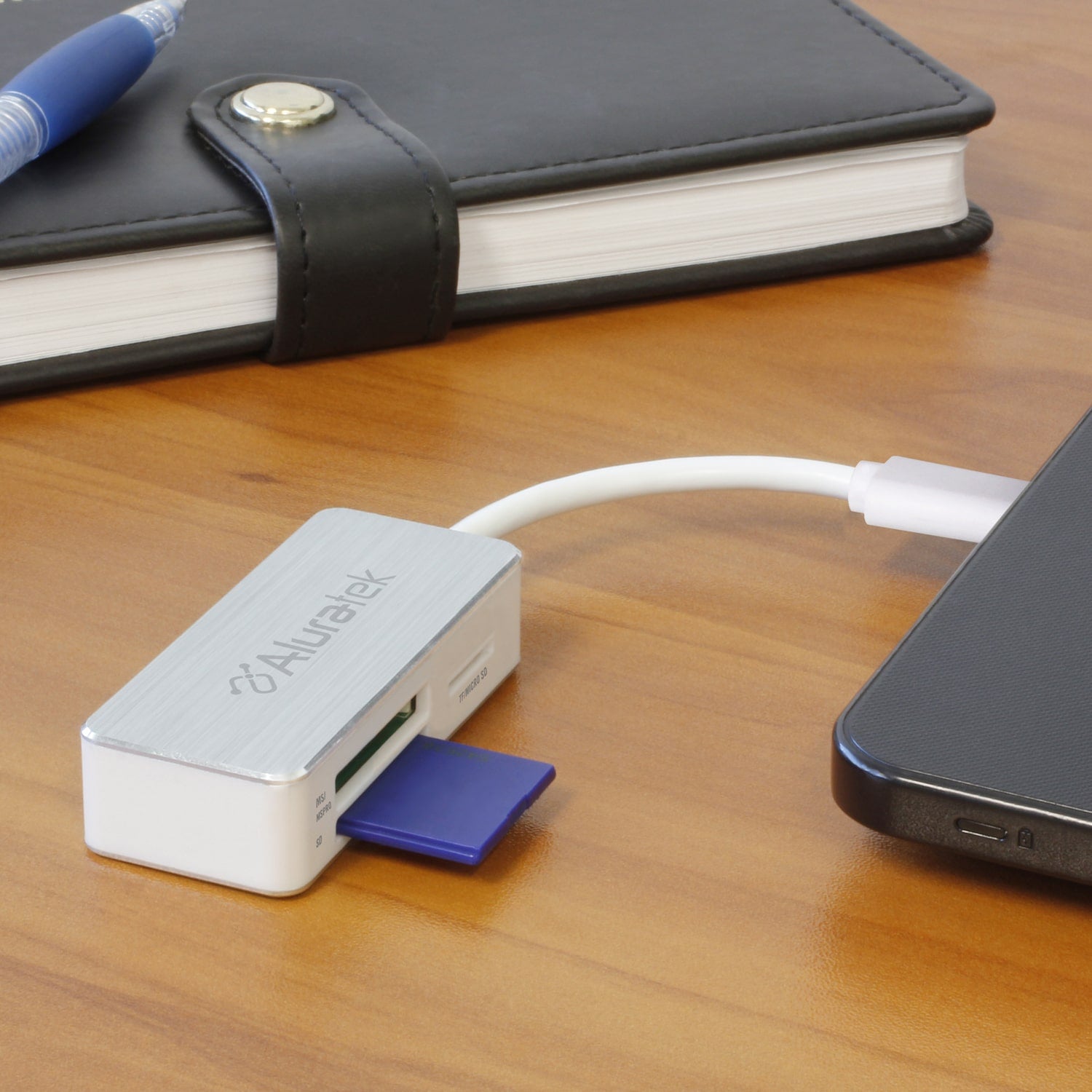 SDXC / SDHC / MicroSD / MS  USB 3.2 Card Reader with USB-C