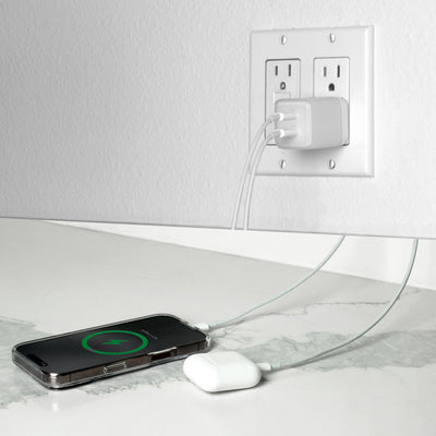 Aluratek dual USB-C GaN 45W Wall charger charging