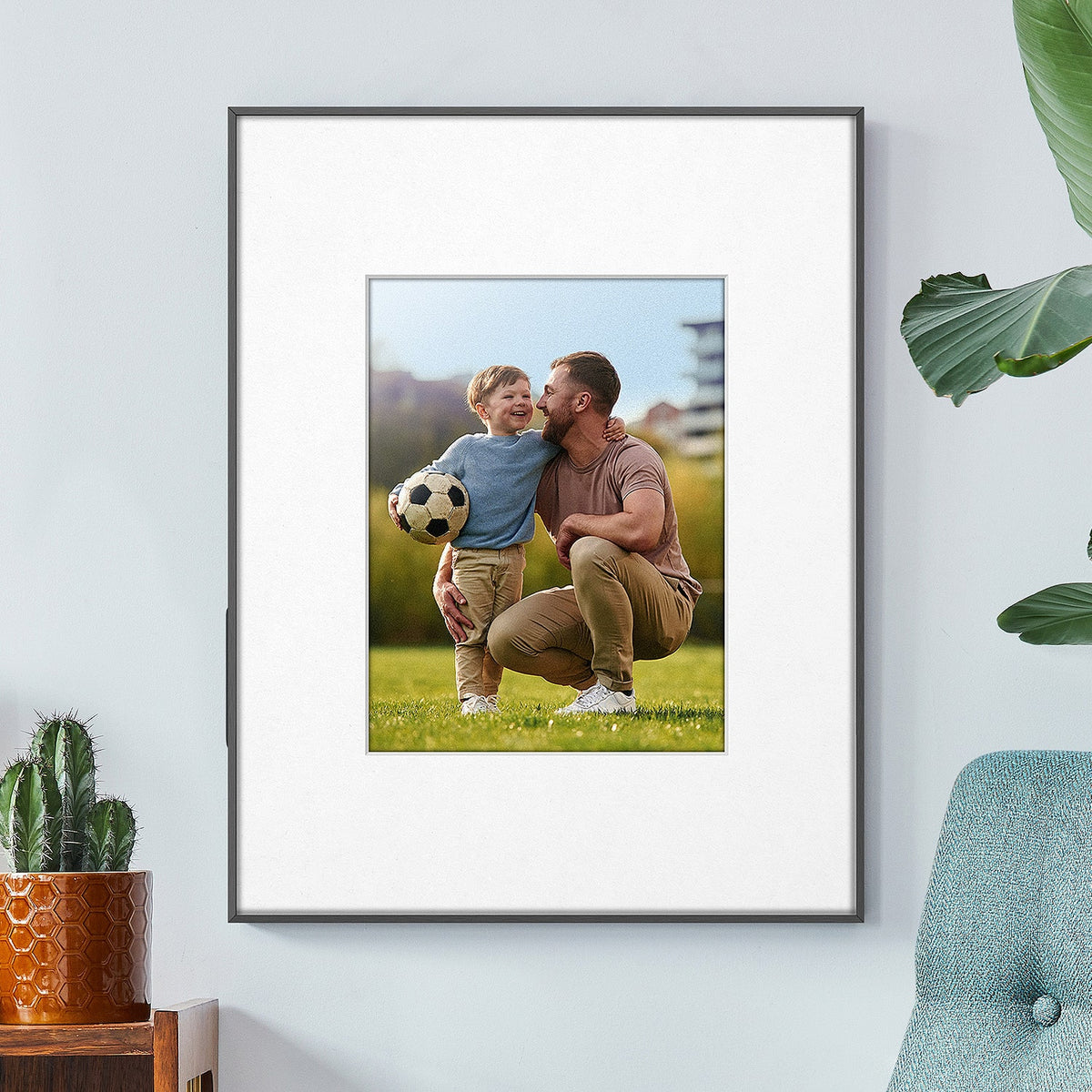 Epaper Frame ePaper 13.3” WiFi Digital Photo Frame – Aluratek