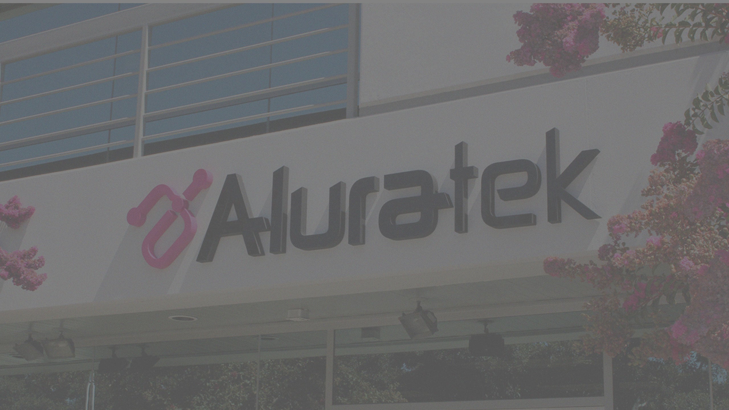 Aluratek